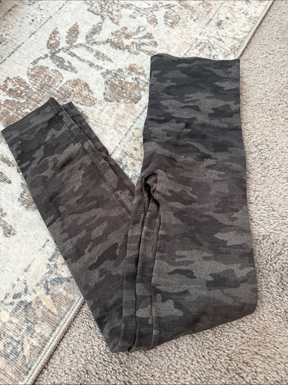 SPANX Black & Gray Camo Leggings